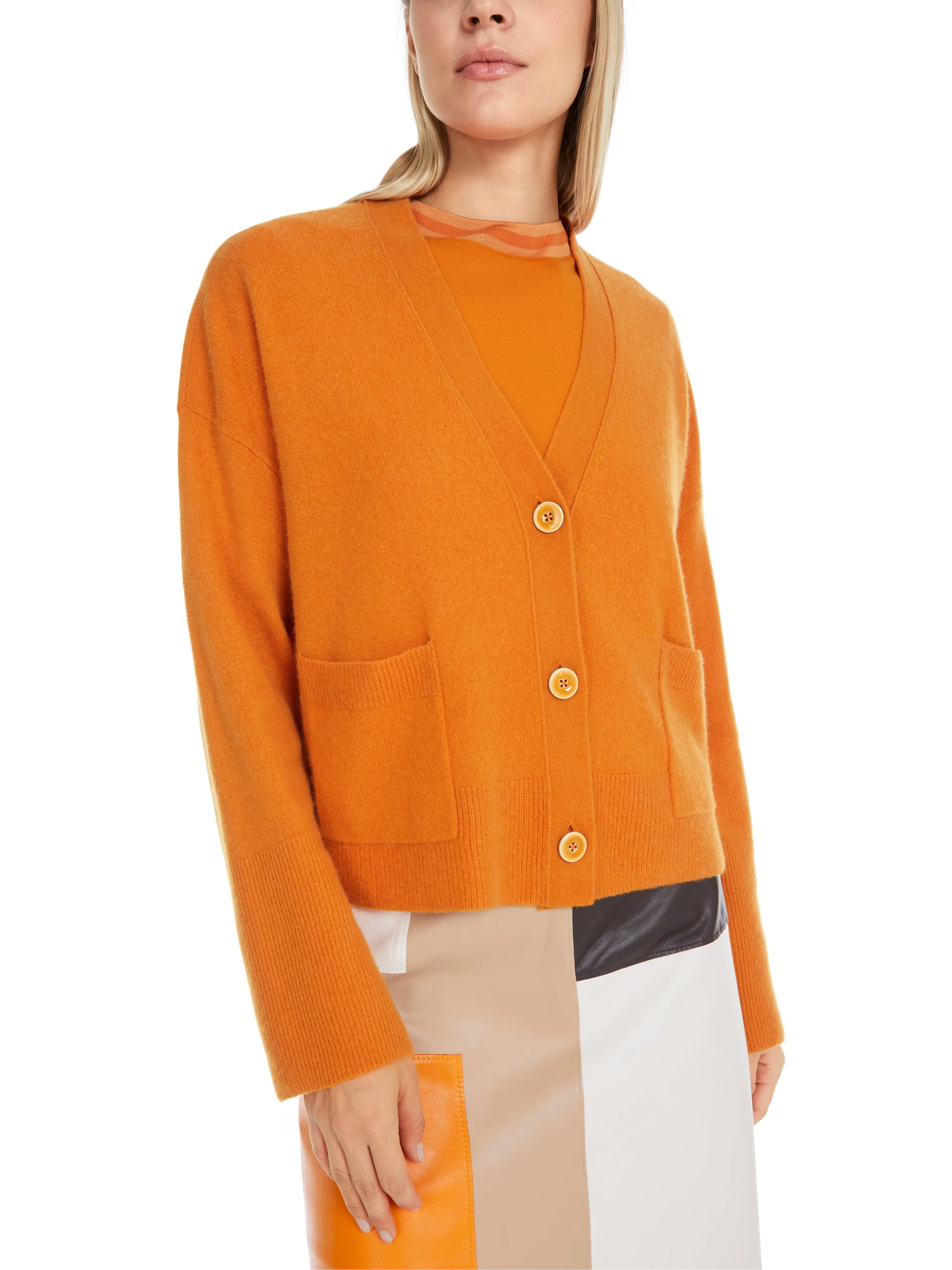 Artist Soul Cashmere Cardigan <span>YC39.03M68<span>