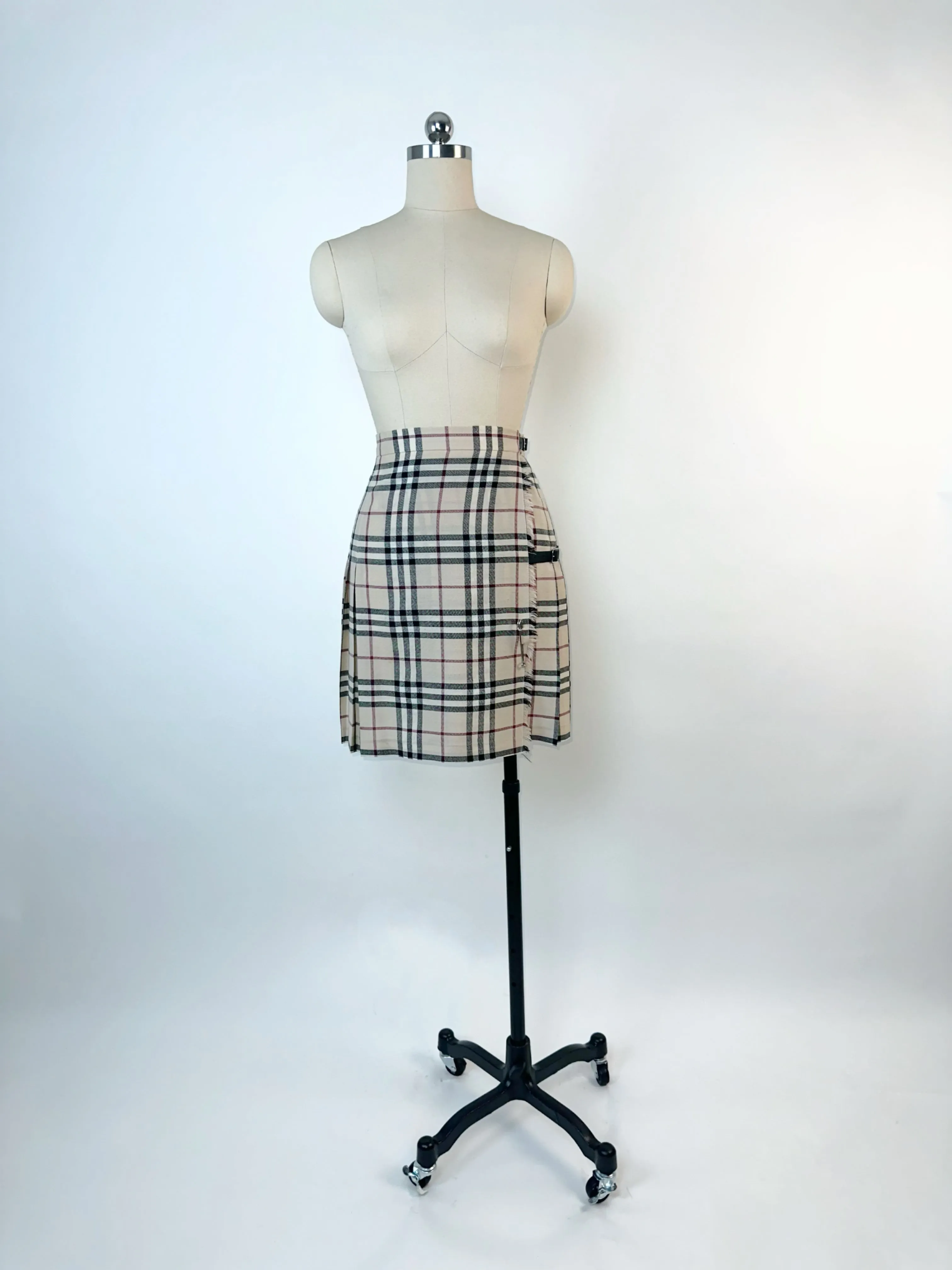 Burberry Vintage Plaid Fridge Buckled Mini Skirt