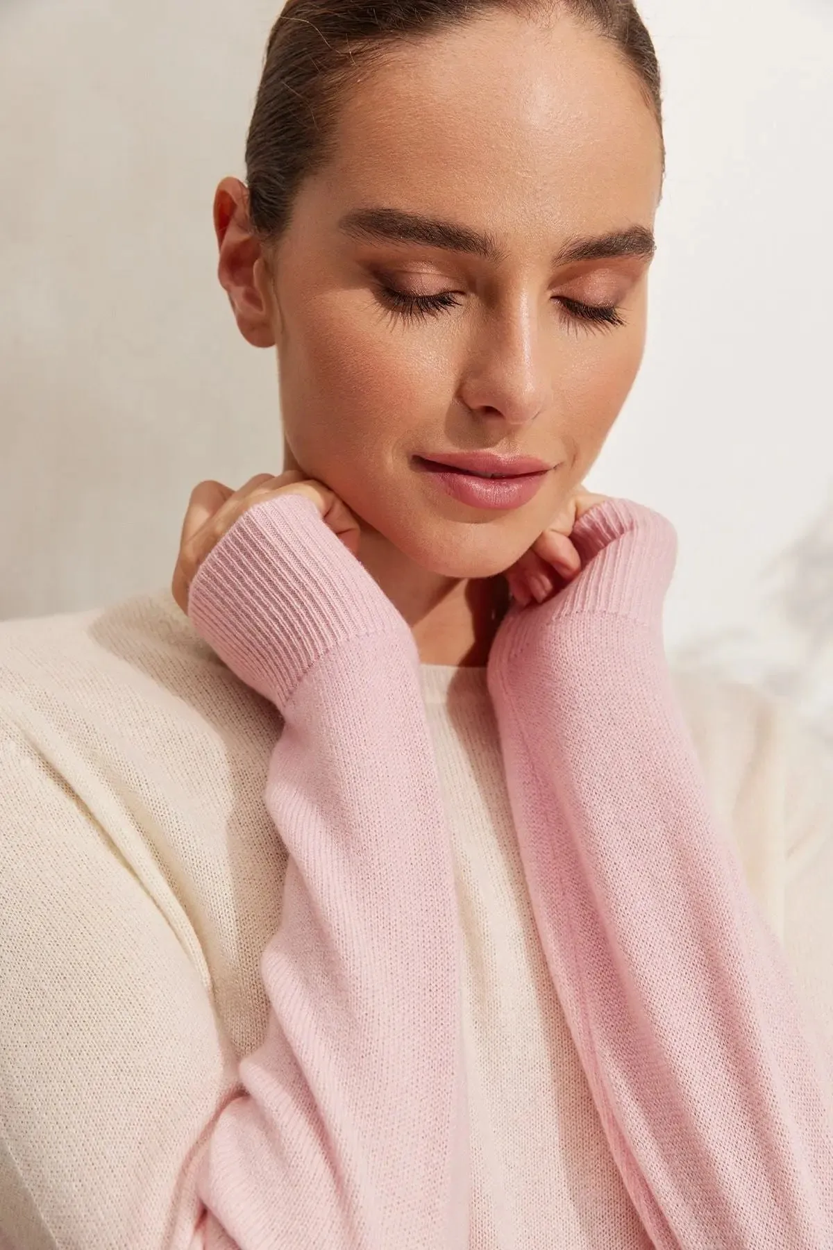 dustyy Rose Cashmere and Wool Women's Sweater