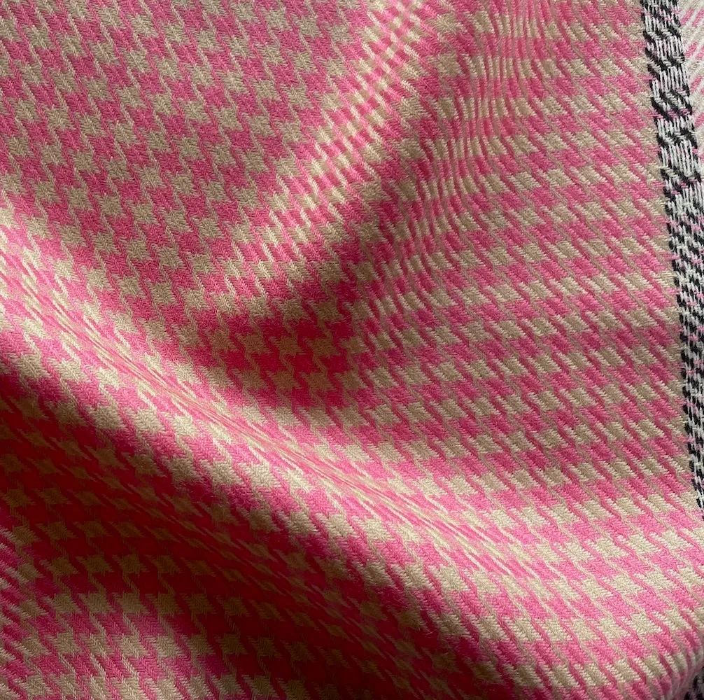 High-End Peach & Warm Sand Houndstooth Wool Twill (Made in Italy)