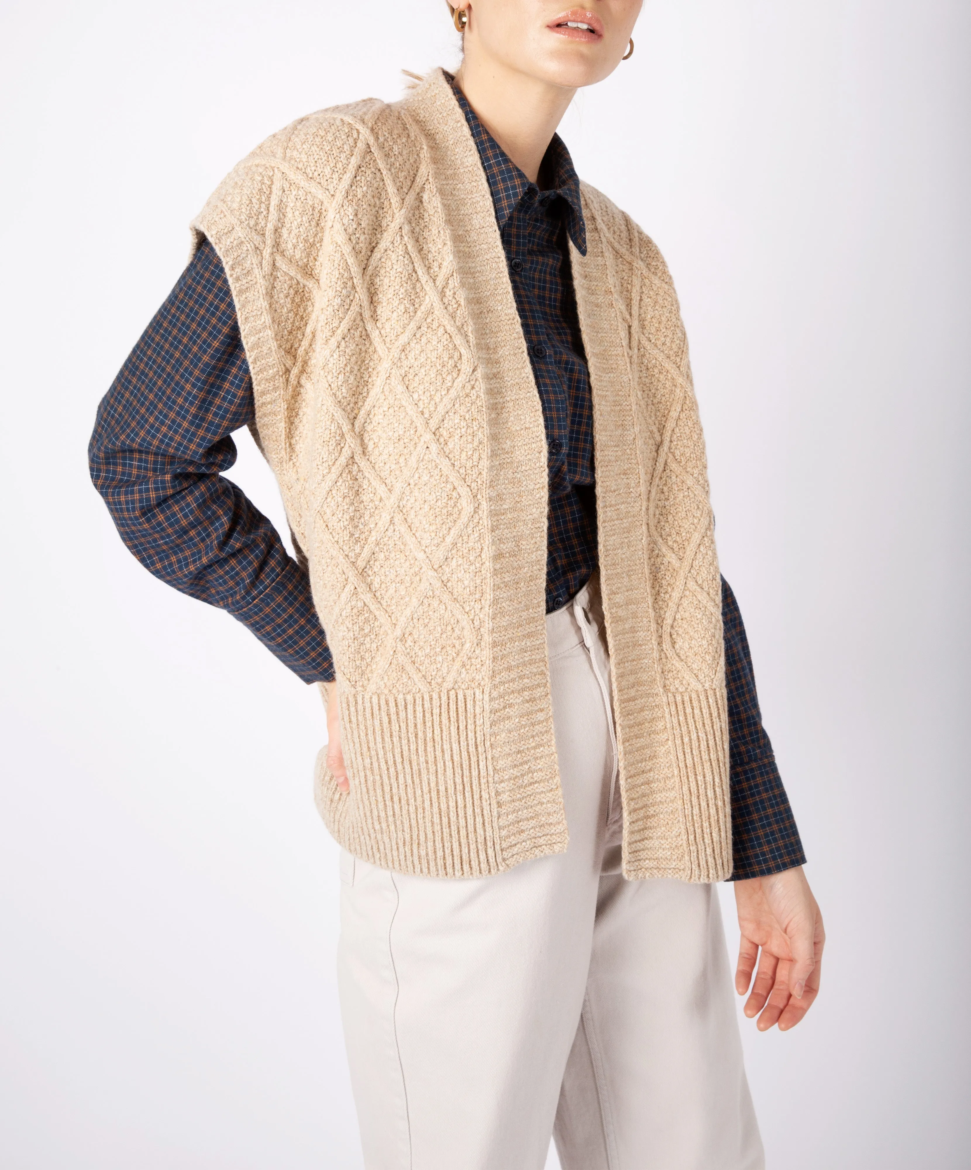 Nettle' Diamond Pattern Vest Seashell