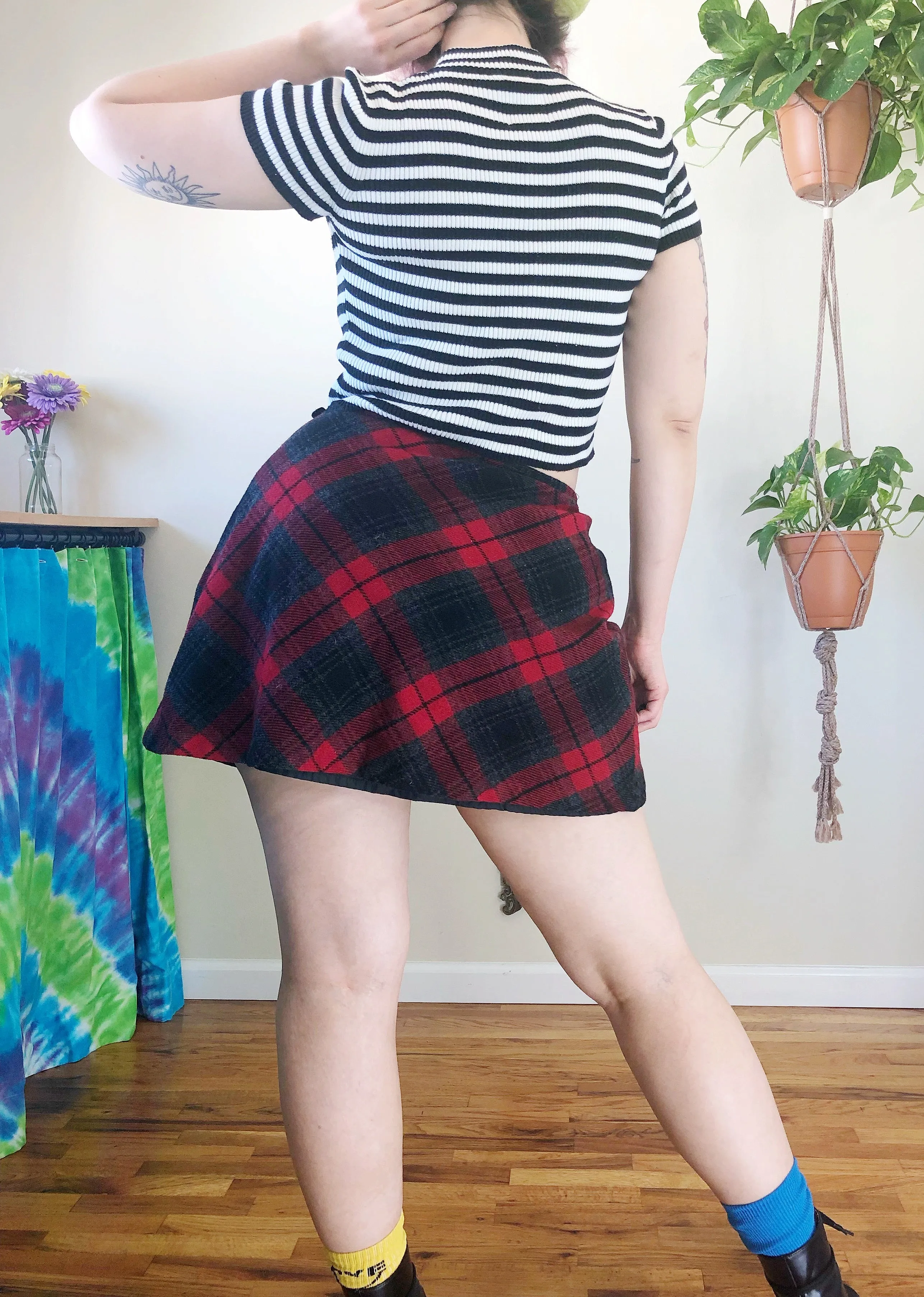 Vintage Red Plaid Mini Skirt - L/XL